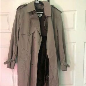 Towne London fog trench coat 42 regular with belt
